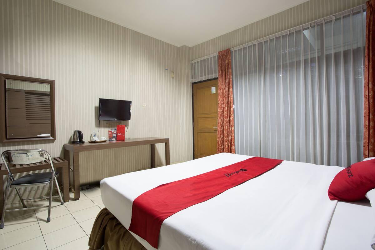 Reddoorz @ Surapati Otel Bandung Dış mekan fotoğraf