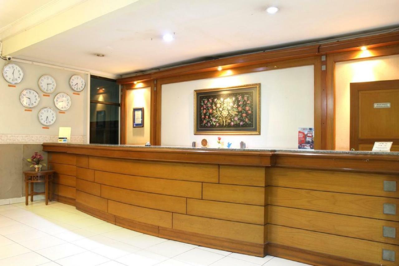 Reddoorz @ Surapati Otel Bandung Dış mekan fotoğraf