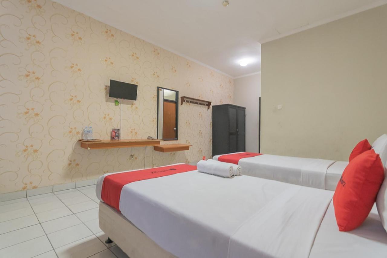 Reddoorz @ Surapati Otel Bandung Dış mekan fotoğraf